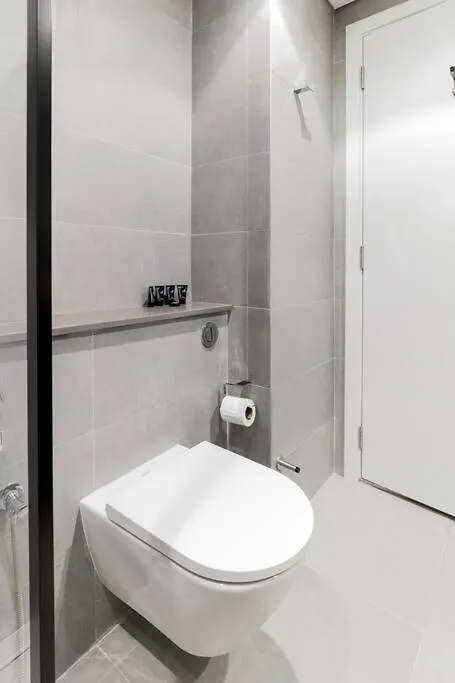 Sahab - Panoramic Pool View 1Br Tiraz Building Apartment Sharjah 0*,